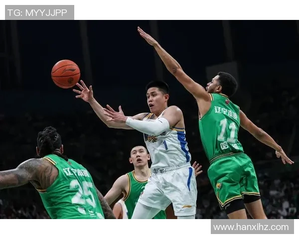 上海久事与辽宁本钢激战正酣谁能在CBA赛场上笑到最后